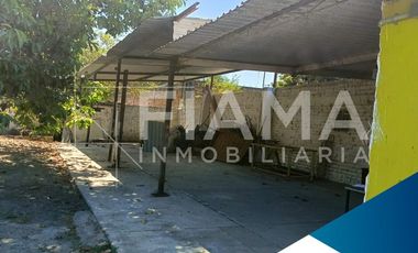 BODEGA CON OFICINA EN VENTA, COL. AMADO NERVO, TEPIC, NAY. (EN)