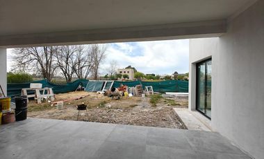 Casa en San Ramon Pilar del Este