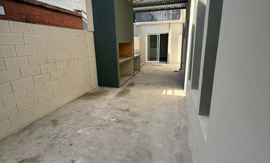 Casa en PH  de 3 dormitorios en Esperanza Renovada a Estrena