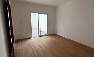 Casa en PH  de 3 dormitorios en Esperanza Renovada a Estrena