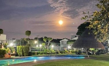 CASA EN CONDOMINIO AMUEBLADA EN VENTA CUERNAVACA/SUMIYA