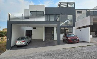 Casa sola, nueva ✨ fracc. De lujo, alberca y jardín propios, Burgos $9,500,000