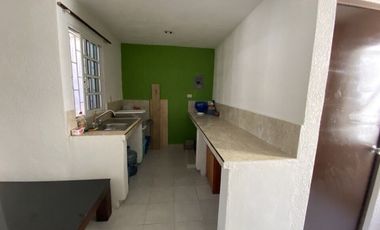 CASA EN VENTA EN HEROES DE NACOZARI, CIUDAD DEL CARMEN, CAMPECHE