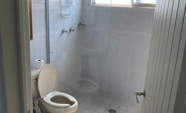 Casa en calle cerrada  en Venta