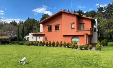 Preciosa residencia en Hacienda San Martín