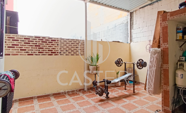 Casa equipada en San Genaro, Escobedo | 3 recámaras, 90 m² de terreno, 120 m² de