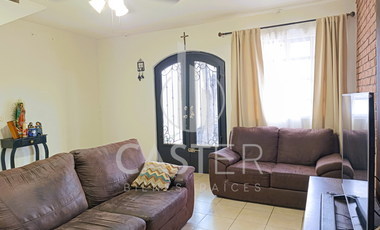 Casa equipada en San Genaro, Escobedo | 3 recámaras, 90 m² de terreno, 120 m² de