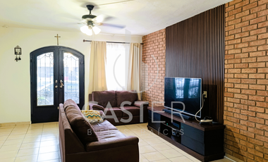 Casa equipada en San Genaro, Escobedo | 3 recámaras, 90 m² de terreno, 120 m² de