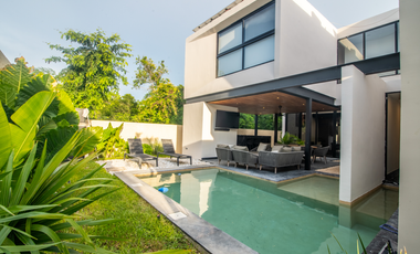 Casa en venta lista para entrega, Privada Compostela Xcanatún