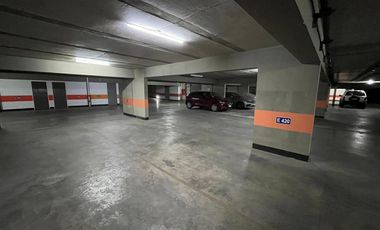 ESTACIONAMIENTO EN PROVIDENCIA