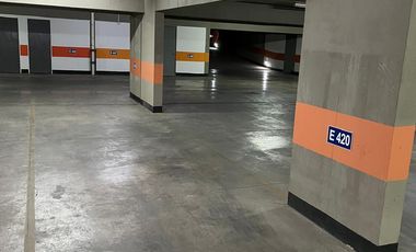 ESTACIONAMIENTO EN PROVIDENCIA