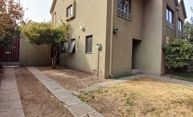 Casa en arriendo en HUECHURABA