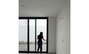 CASA HERMOSA EN PREVENTA EN PUERTA DE HIERRO