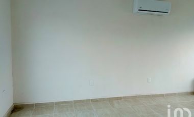 CASA EN RENTA EN ZONA INDUSTRIAL QUERENCIA RESIDENCIAL