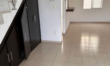 Casa en renta, Las Americas Ecatepec de Morelos, Edo Mex, 2 recamaras, 1.5 baños, 1 estacionamiento.