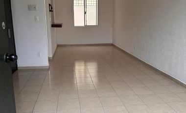 Casa en renta, Las Americas Ecatepec de Morelos, Edo Mex, 2 recamaras, 1.5 baños, 1 estacionamiento.