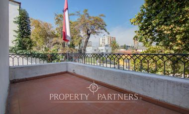Amplia casa Habitacional / Comercial, cercana a Barrio Italia