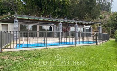 Departamento sector Montahue con vista al río