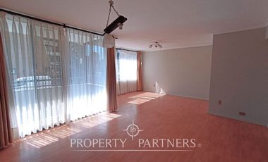 En venta amplio departamento en sector Av. Alemania