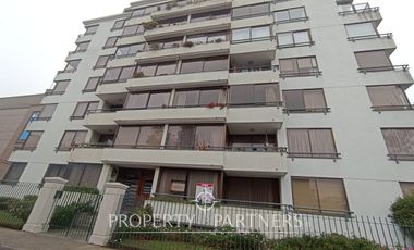En venta amplio departamento en sector Av. Alemania