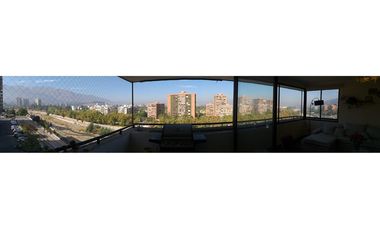 Depto Familiar en Santa María Manquehue / Vitacura