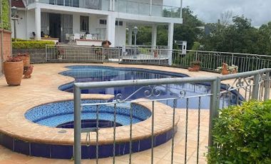 VENTA de CASAS en PEREIRA