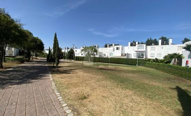 Casa en Renta en Valle de Encinos
