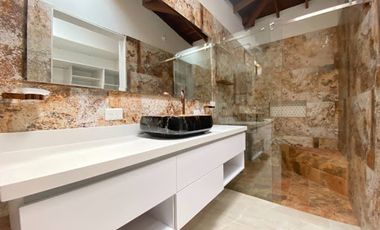 ARRIENDO de CASAS en ENVIGADO