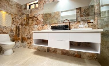 ARRIENDO de CASAS en ENVIGADO