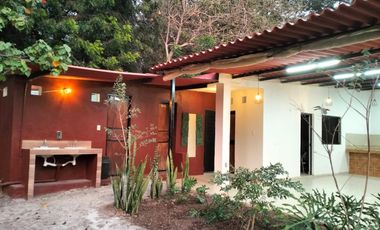Se renta Quinta con terraza en Km 1 camino la Capacha, Colima