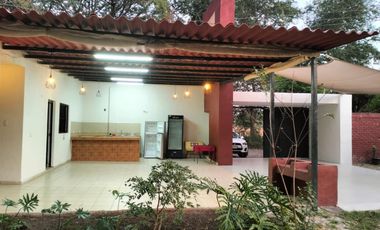 Se renta Quinta con terraza en Km 1 camino la Capacha, Colima