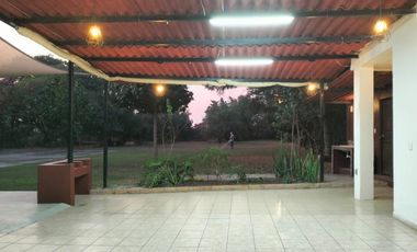Se renta Quinta con terraza en Km 1 camino la Capacha, Colima