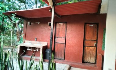 Se renta Quinta con terraza en Km 1 camino la Capacha, Colima