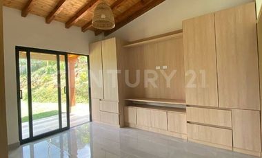 Renta Casa Finca en Guarne