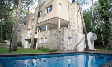 Cariló | Casa Ñandú y Ciprés