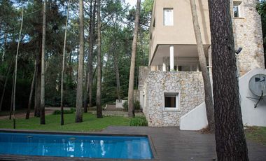 Cariló | Casa Ñandú y Ciprés
