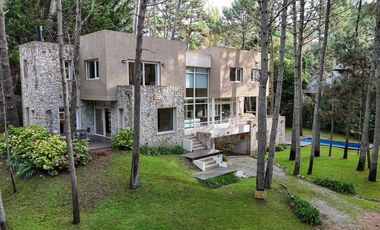 Cariló | Casa Ñandú y Ciprés