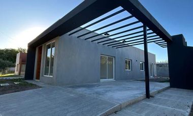 Casa a estrenar en barrio privado