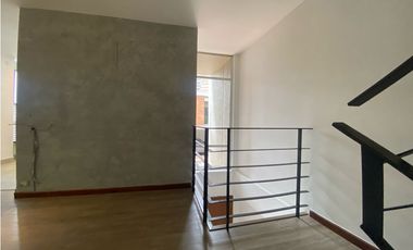 ESPECTACULAR CASA ALTOS DEL POBLADO SECTOR EXCLUSIVO EN MEDELLIN