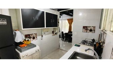 CASALOTE de 1000 M2 en 350 mill en Tena Cund, COL semiurbano
