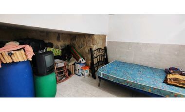 CASALOTE de 1000 M2 en 350 mill en Tena Cund, COL semiurbano
