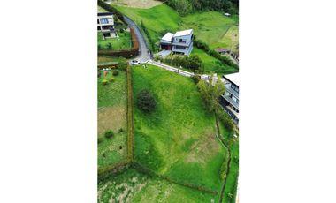SE VENDE LOTE CAMPESTRE EN LA ESTRELLA PARC CERRADA VISTA ÚNICA CASAS