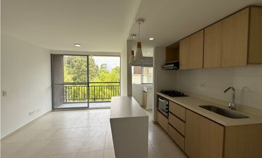 Vendo hermoso apartamento en La Estrella, unidad completa