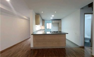 Apartamento En Arriendo, Aguacatala - Medellín
