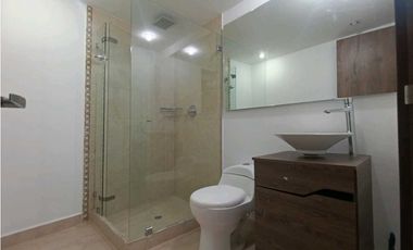 Apartamento En Arriendo, Aguacatala - Medellín