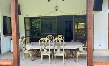 RENTA CASA ESTILO TRADICIONAL EN CONDOMINIO SECTOR COMBIA PEREIRA