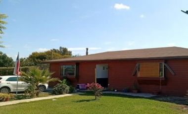 Se vende cómoda casa de un piso con hermosa vista a La Campana UF 7.320.Ang.-