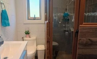 Se vende cómoda casa de un piso con hermosa vista a La Campana UF 7.320.Ang.-