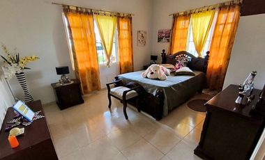 Finca en venta a puerta cerrada en parcelación Santa Elena El Cerrito