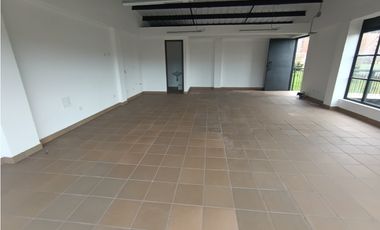 Arriendo local comercial en La Ceja